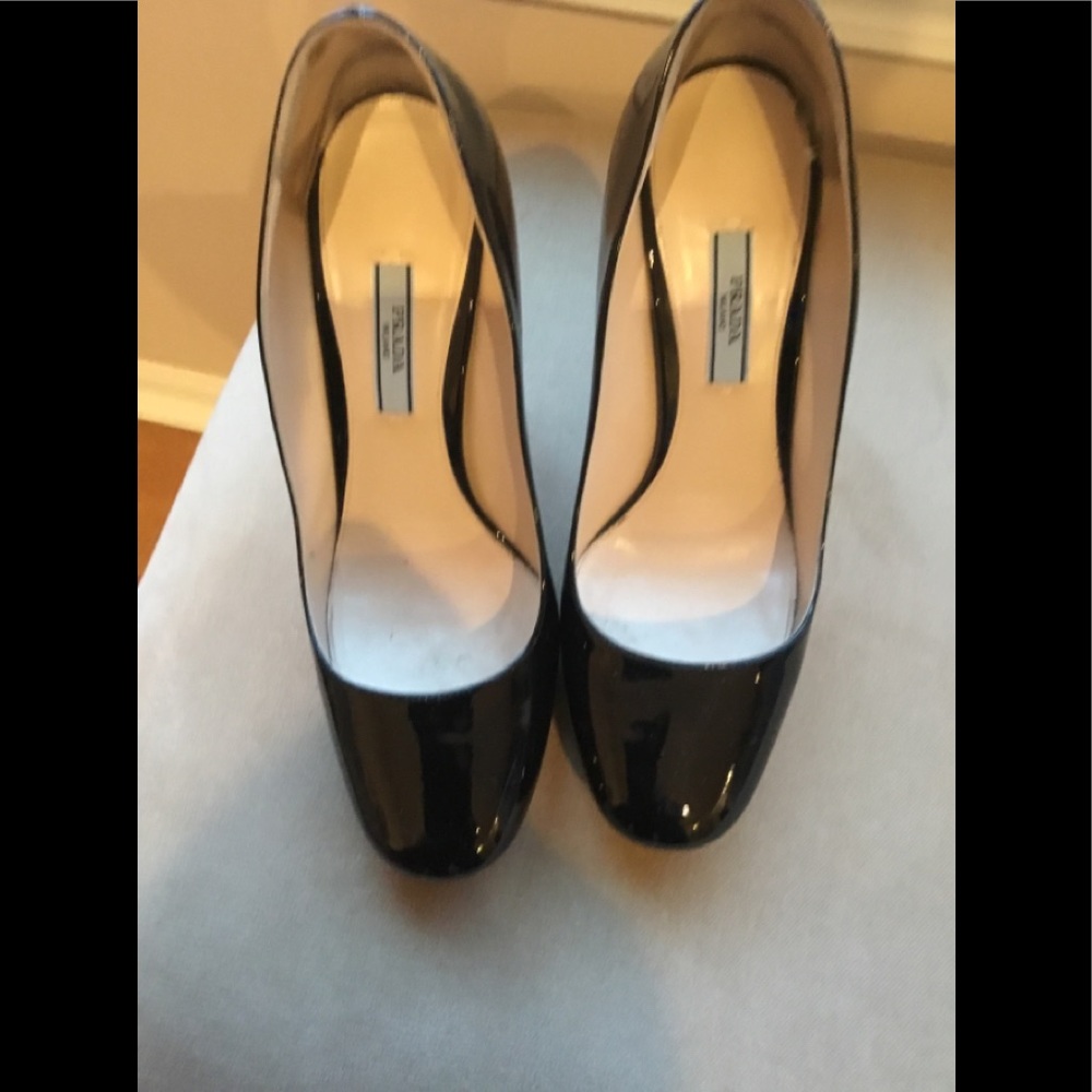 Prada shose